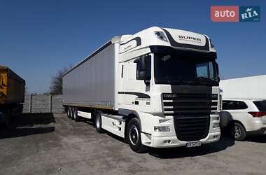 Тягач DAF XF 105 2012 в Кам'янець-Подільському