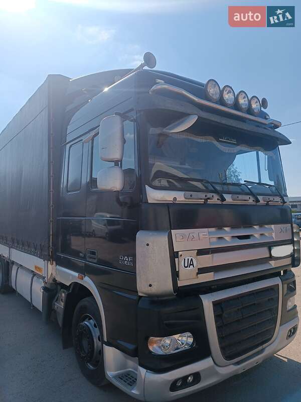 Тентований DAF XF 105 2008 в Жовкві