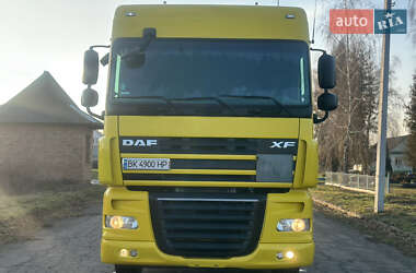 Тягач DAF XF 105 2013 в Дубні