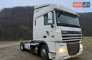 Тягач DAF XF 105 2006 в 