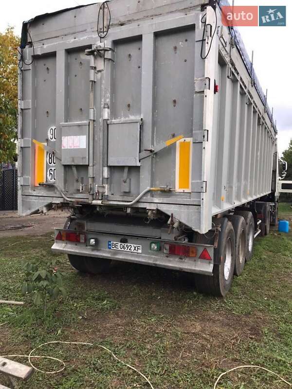 Тягач DAF XF 105 2009 в Новом Буге