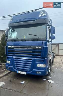 Зерновоз DAF XF 105 2012 в 