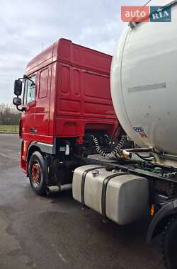 Тягач DAF XF 105 2013 в 