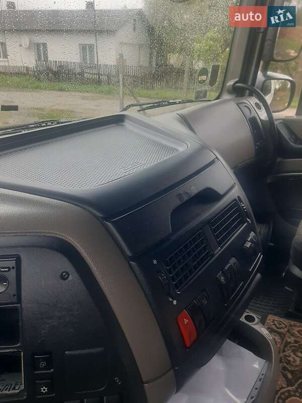 Тягач DAF XF 105 2013 в Коростене