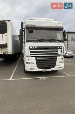 Тягач DAF XF 105 2007 в Чернігові