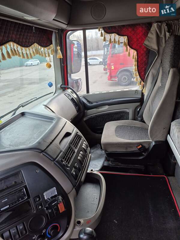 Тягач DAF XF 105 2007 в Буче