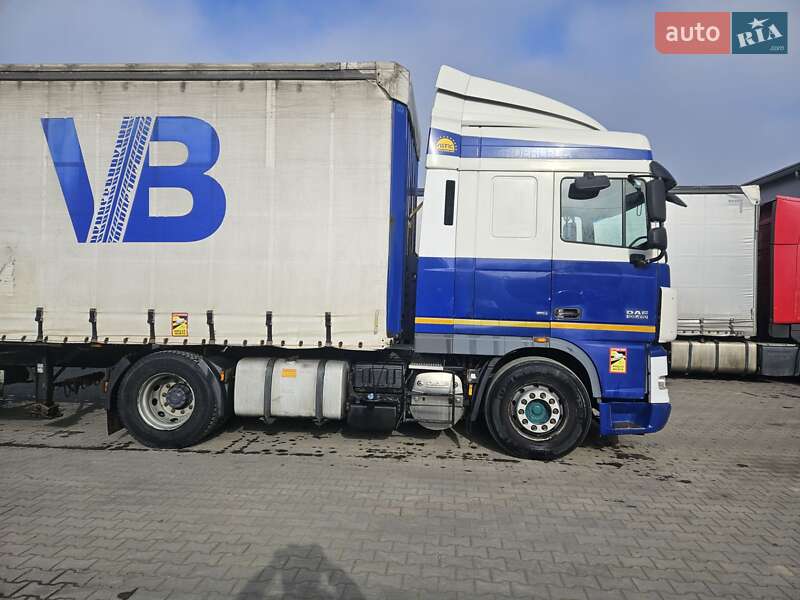 Тягач DAF XF 105 2008 в Черновцах