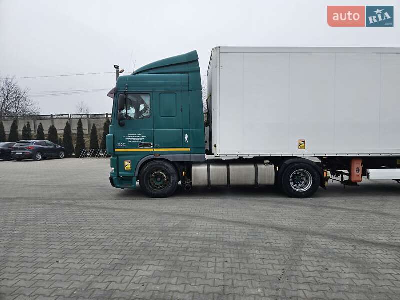 Тягач DAF XF 105 2008 в Черновцах