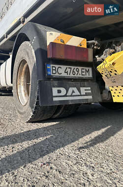 Тягач DAF XF 105 2011 в 