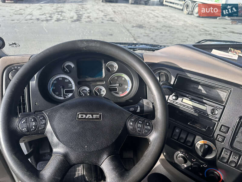 Тягач DAF XF 105 2011 в Городке