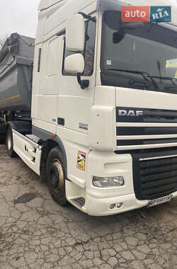 Тягач DAF XF 105 2013 в Запоріжжі