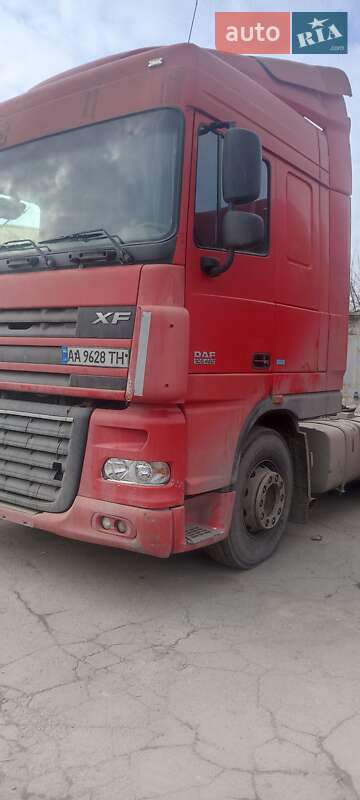 Тягач DAF XF 105 2013 в Виннице