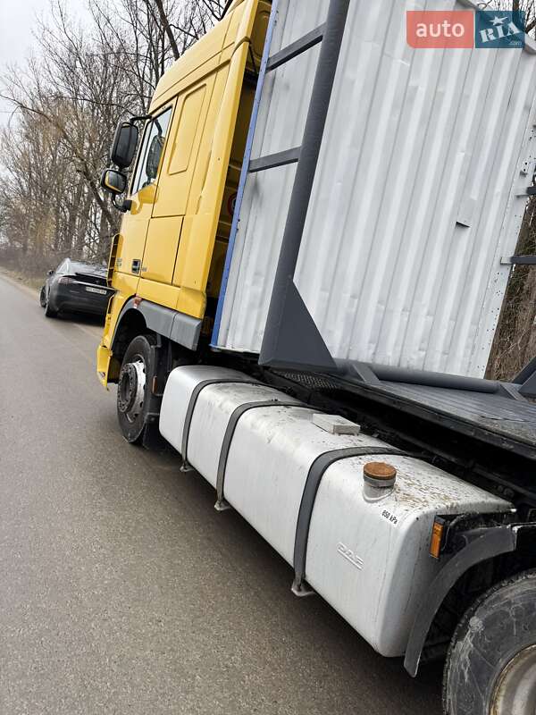Тягач DAF XF 105 2011 в Львове