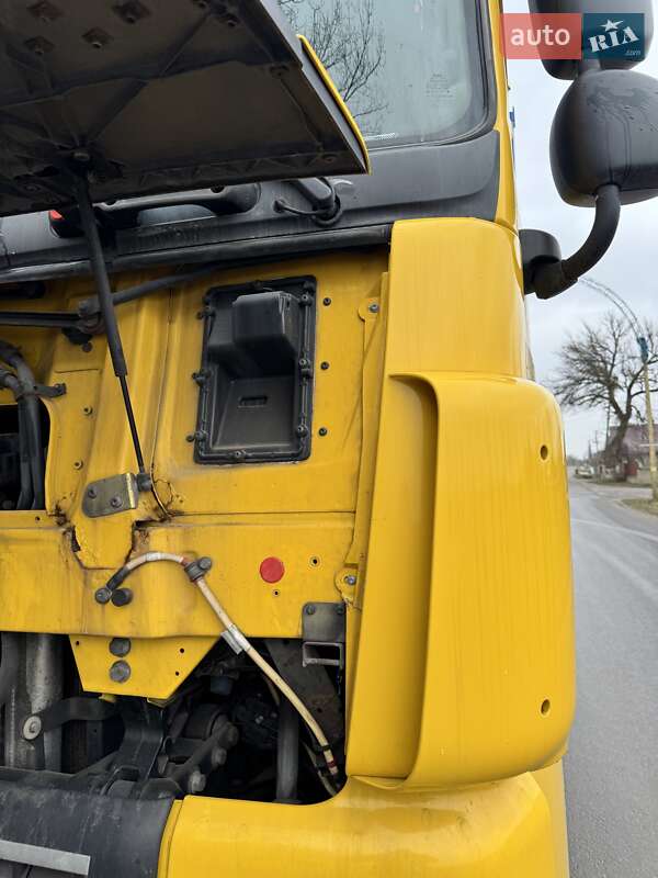 Тягач DAF XF 105 2011 в Львове