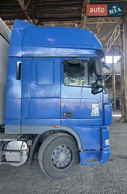 Тягач DAF XF 105 2010 в 