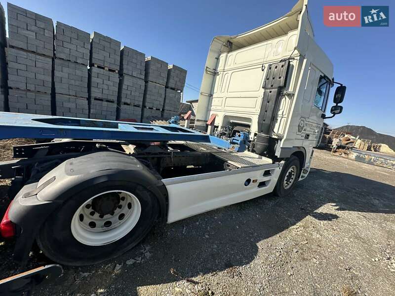 Тягач DAF XF 105 2013 в Городке