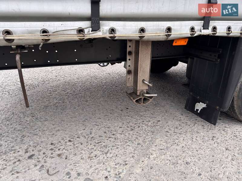 Тентованый DAF XF 105 2013 в Шептицькому