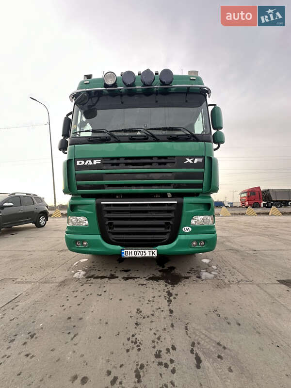 Тягач DAF XF 105 2012 в Одессе