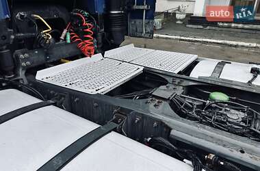 Тягач DAF XF 105 2011 в 