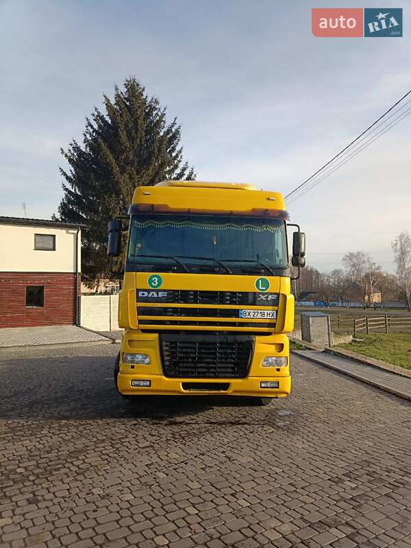 Тягач DAF XF 105 2004 в Любарі