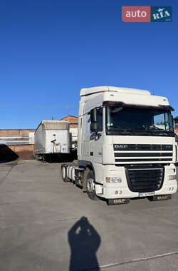 Тягач DAF XF 105 2010 в 