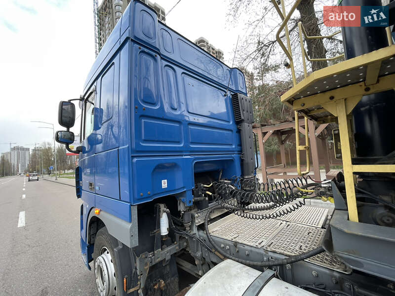 Тягач DAF XF 105 2013 в Киеве