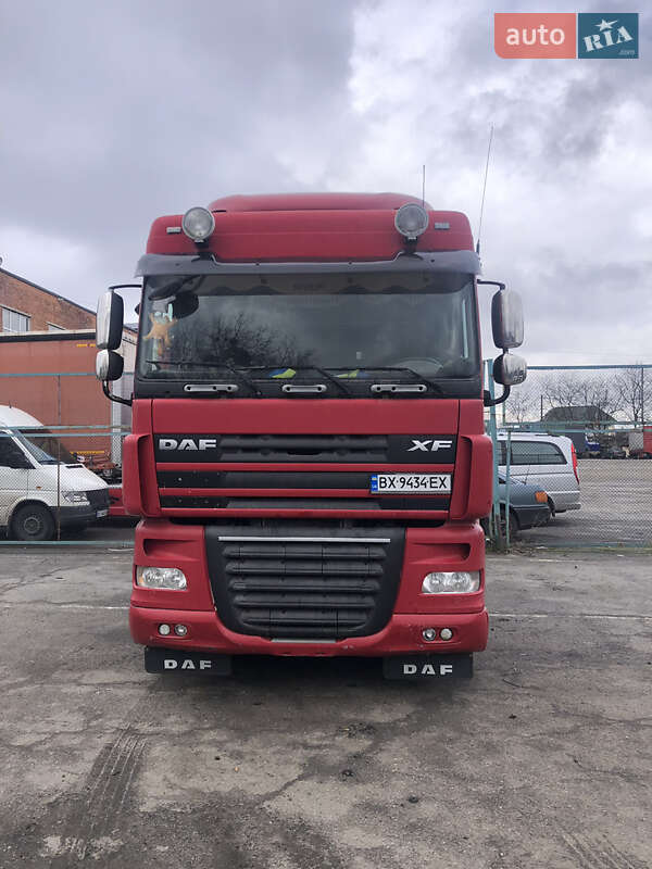 Тягач DAF XF 105 2007 в 