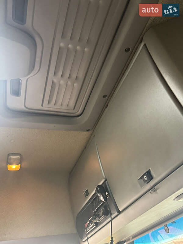 Вантажний фургон DAF XF 105 2013 в Мукачевому