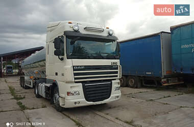 Тягач DAF XF 105 2013 в 