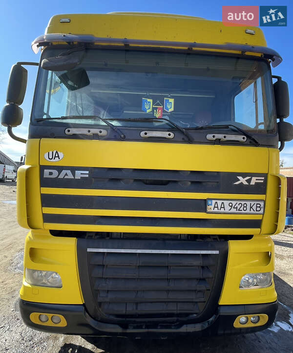 Тягач DAF XF 105 2007 в 