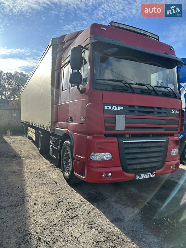 Тентований DAF XF 105 2013 в 