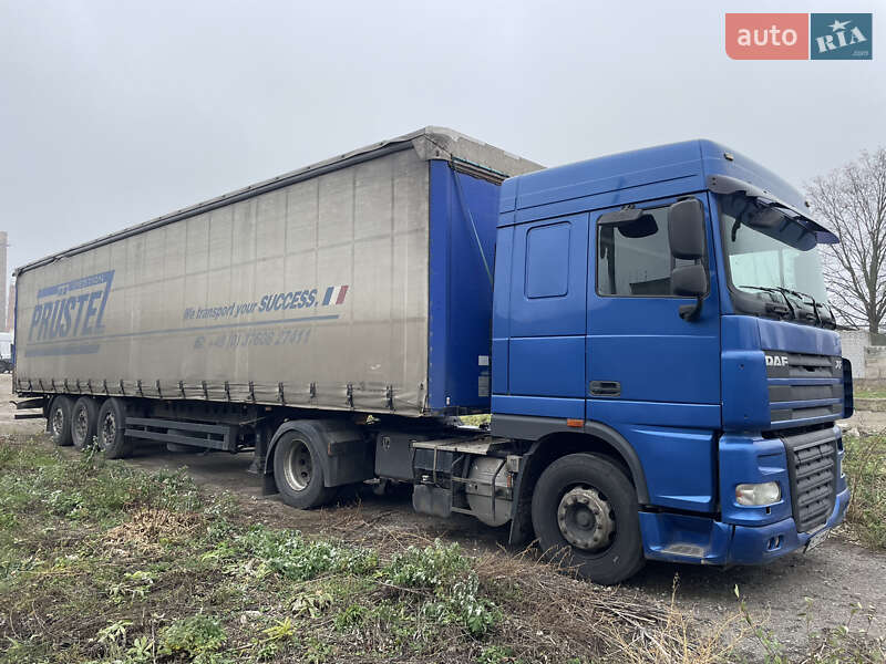 Тягач DAF XF 105 2010 в Днепре