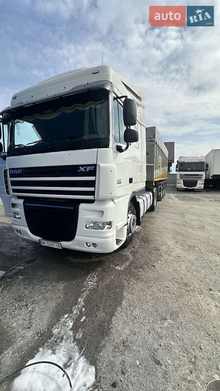 Тягач DAF XF 105 2012 в 