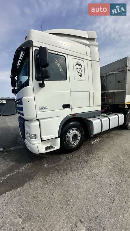 Тягач DAF XF 105 2012 в Ровно