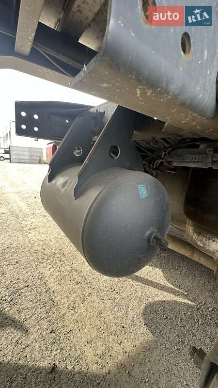 Тягач DAF XF 105 2012 в Ровно