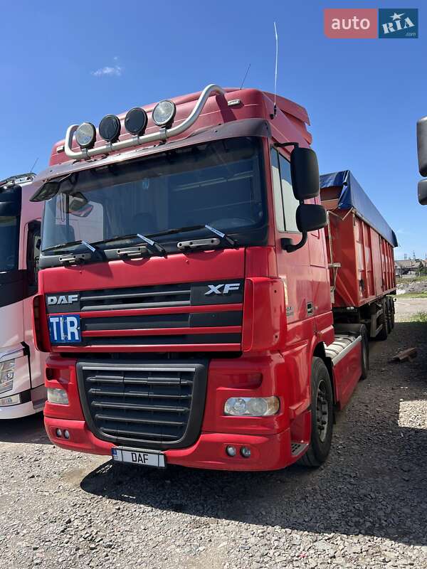 Тягач DAF XF 105 2007 в 