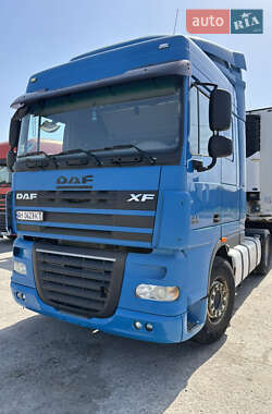 Тягач DAF XF 105 2010 в 
