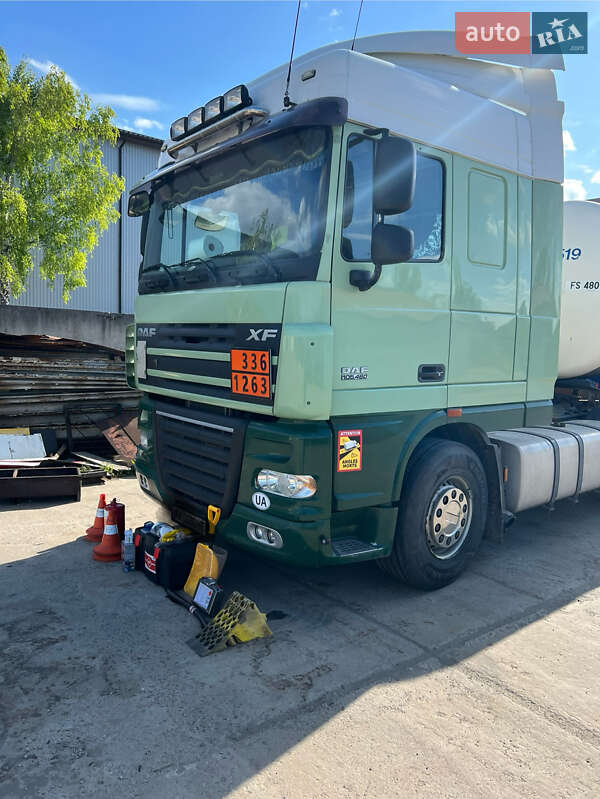 Тягач DAF XF 105 2010 в Кременчуге