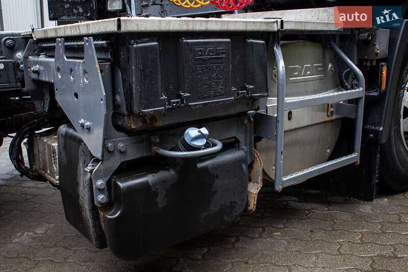 Тягач DAF XF 105 2012 в Львове