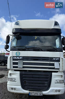 Самоскид DAF XF 105 2011 в Жовкві