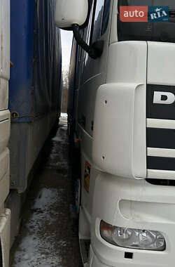 Тентований DAF XF 105 2010 в 