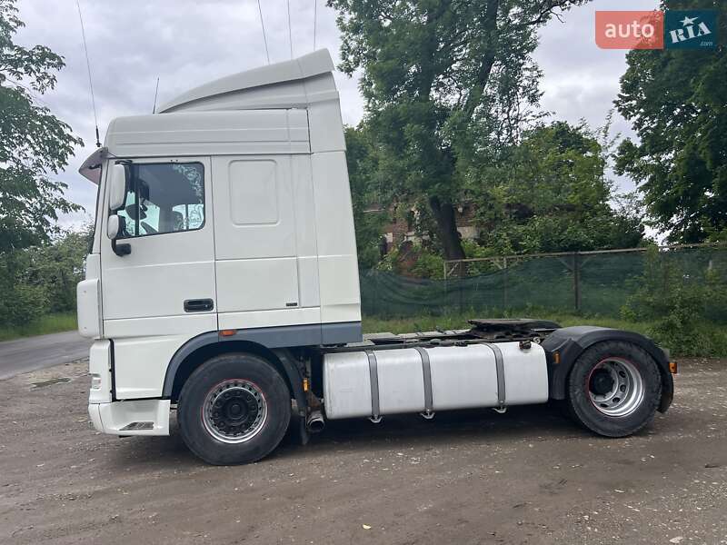Тягач DAF XF 105 2008 в Львові