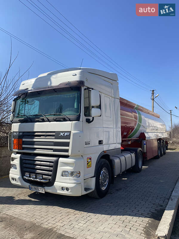 Бензовоз DAF XF 105 2012 в 