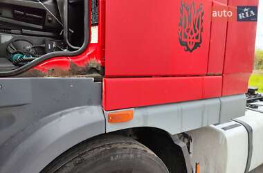 Тягач DAF XF 105 2010 в 