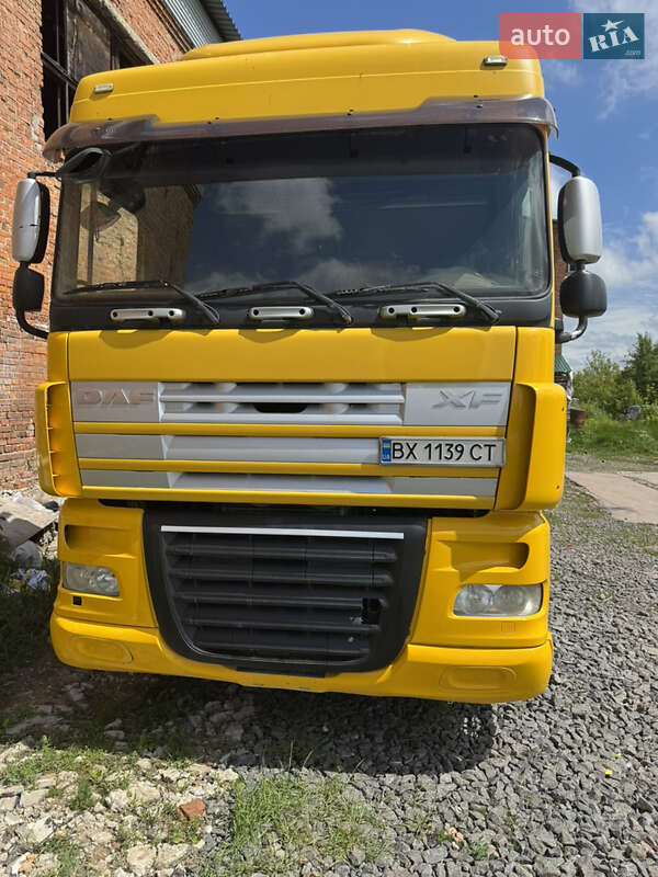 Тягач DAF XF 105 2010 в Хмельницком