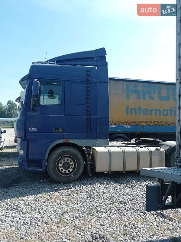 Тягач DAF XF 105 2011 в Киеве
