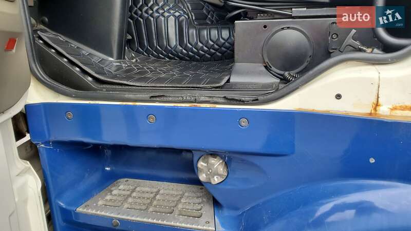 Тягач DAF XF 105 2010 в Верхнеднепровске