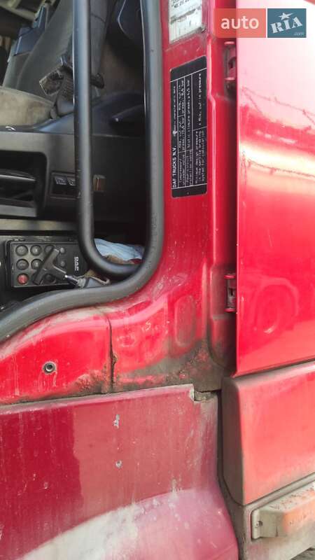 Тягач DAF XF 105 2009 в Запорожье