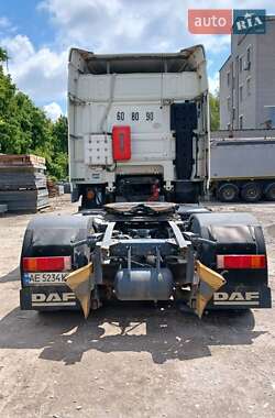 Тягач DAF XF 105 2011 в 