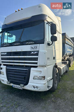 Тягач DAF XF 105 2009 в Виннице